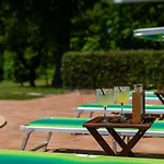 Βίλα Rustic Catarina With Pool In Tinjan *