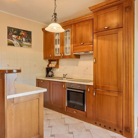 Rustic Catarina With Pool In Tinjan Villa Kringa