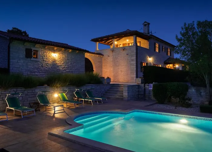 Rustic Catarina With Pool In Tinjan