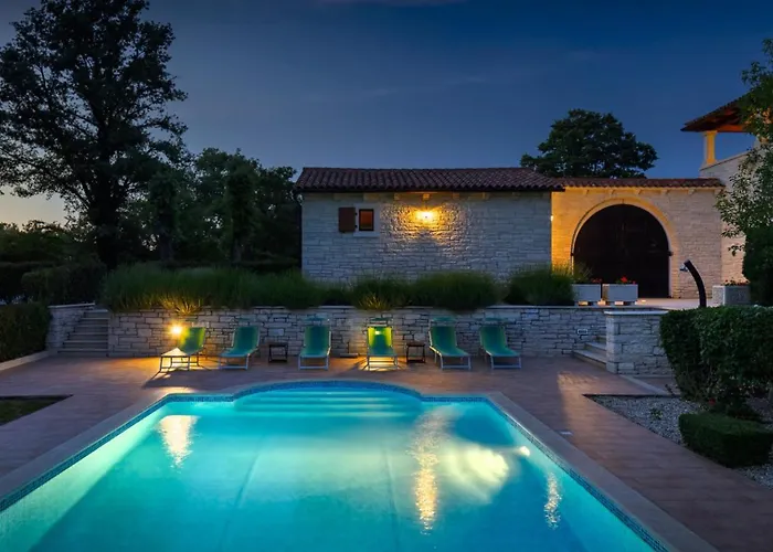 Rustic Catarina With Pool In Tinjan